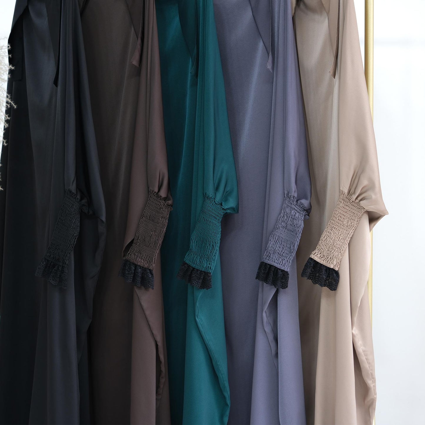 LUMAYA LUMAYA0721 Solid Color Robe Dress with A Large Swing