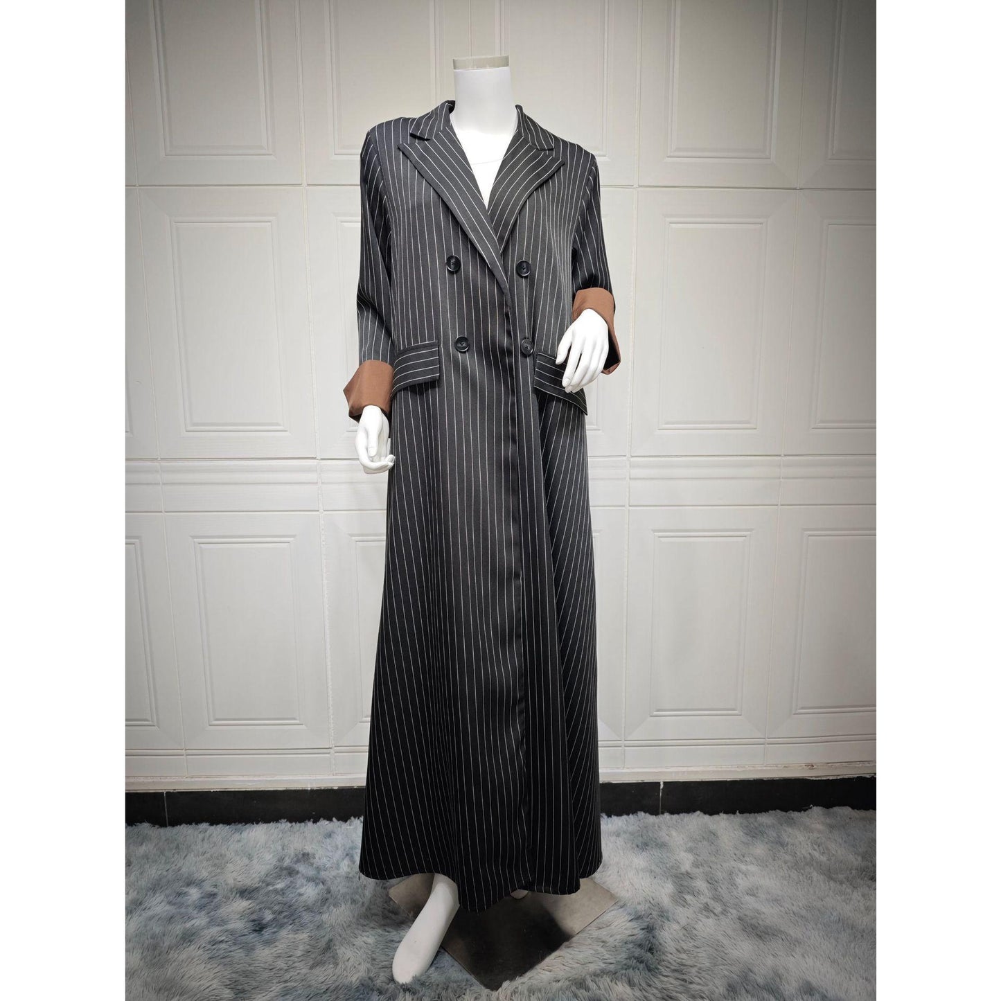LUMAYA5101 Double-breasted, Pinstriped, Long Coat-style Robe with A Loose and Elegant Dress Design.
