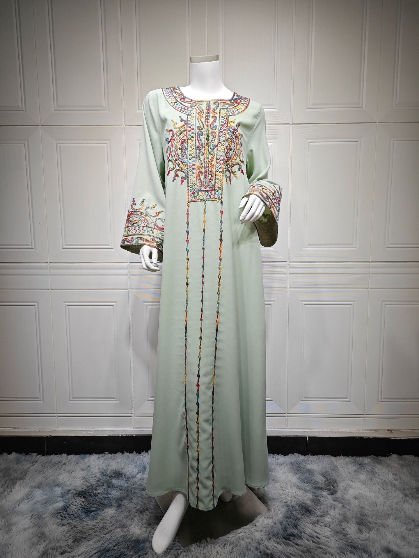 LM6666 Embroidered long wide-sleeved dress | Comfortable fit, easy to wear