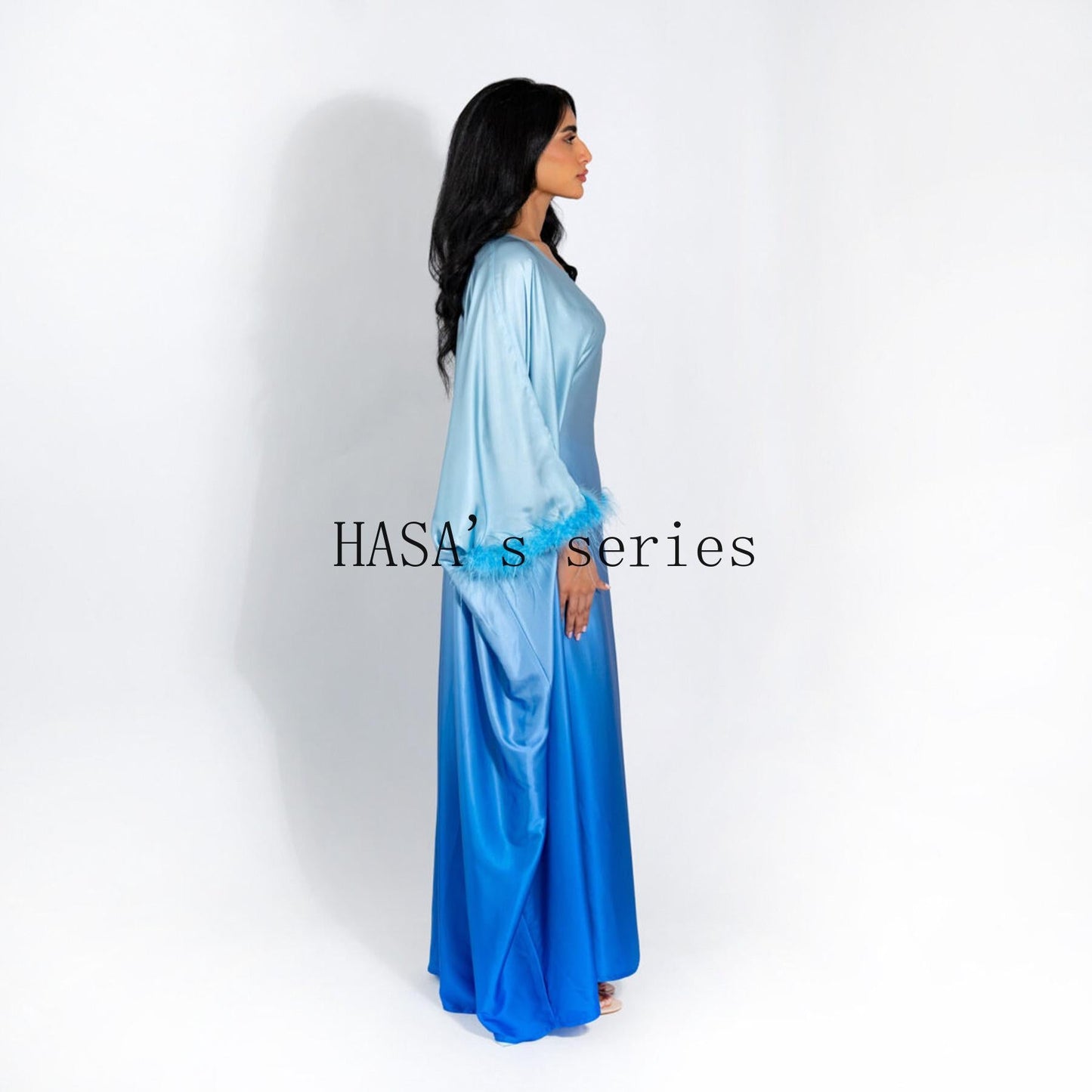 LUMAYA5108 Elegant long dress with gradient color waist design and batwing sleeves.
