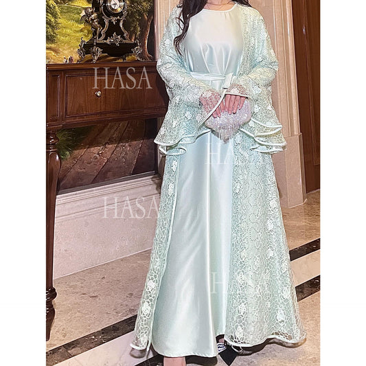 LUMAYA6488 Two-piece long dress with flared sleeves and lace sequined cape