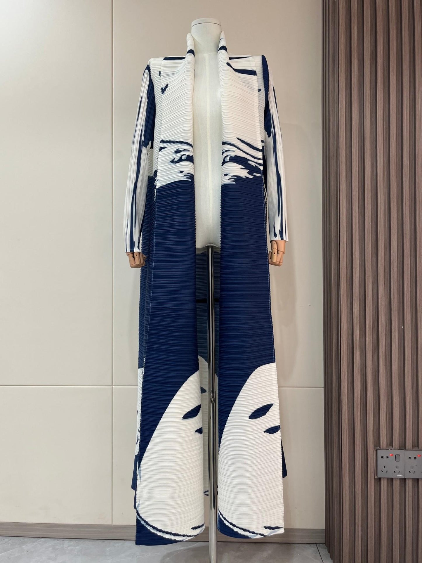 LUMAYA6725 Indigo Whispers Navy & White Abstract Printed Abaya