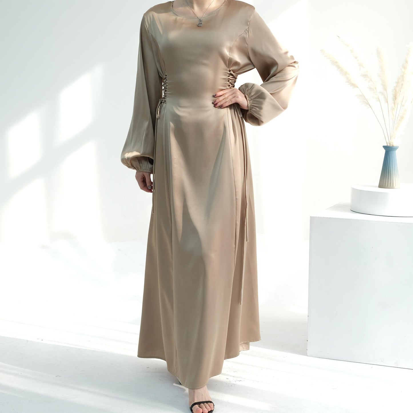 LUMAYA LUMAYA0991 Solid Color High-necked Slim Elegant Dress