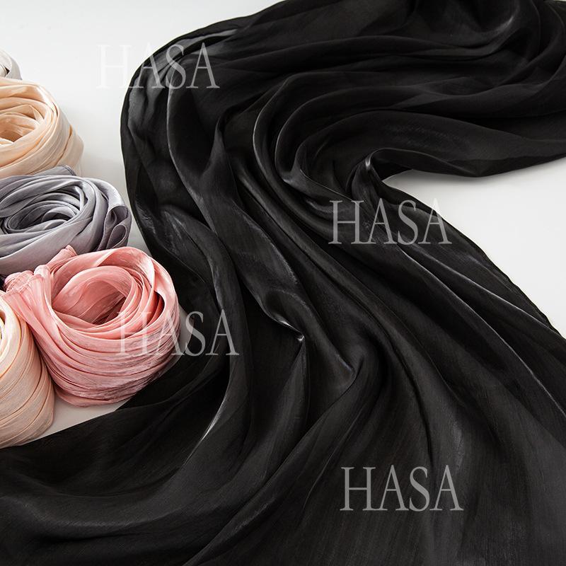 LUMAYA6479 A Simple Silk Scarf with A Mellow Color and A Light and Drapey Design