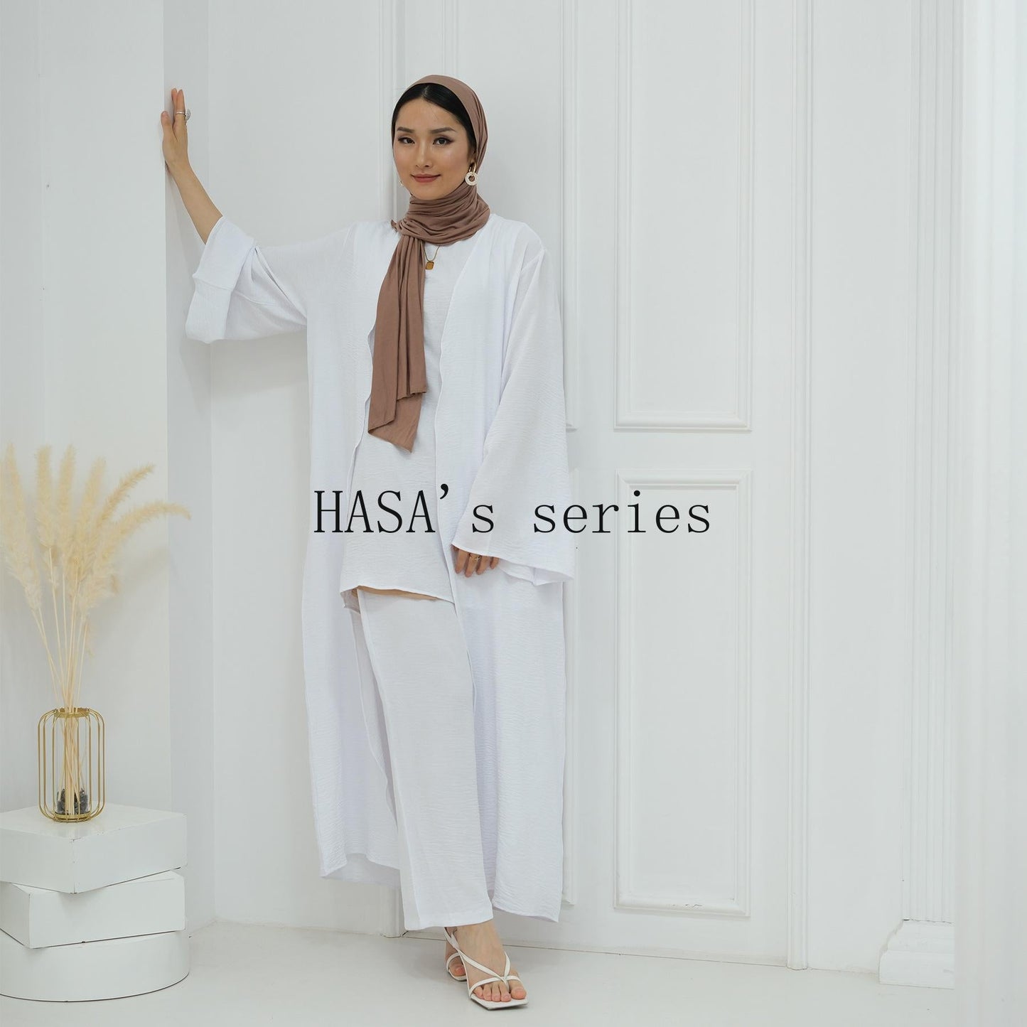 LUMAYA5107 Minimalist Style Three-piece Set | Solid Color Long Coat Paired with A Loose Two-piece Suit.