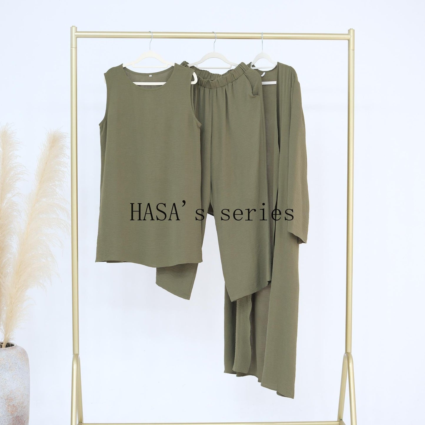 LUMAYA5107 Minimalist Style Three-piece Set | Solid Color Long Coat Paired with A Loose Two-piece Suit.