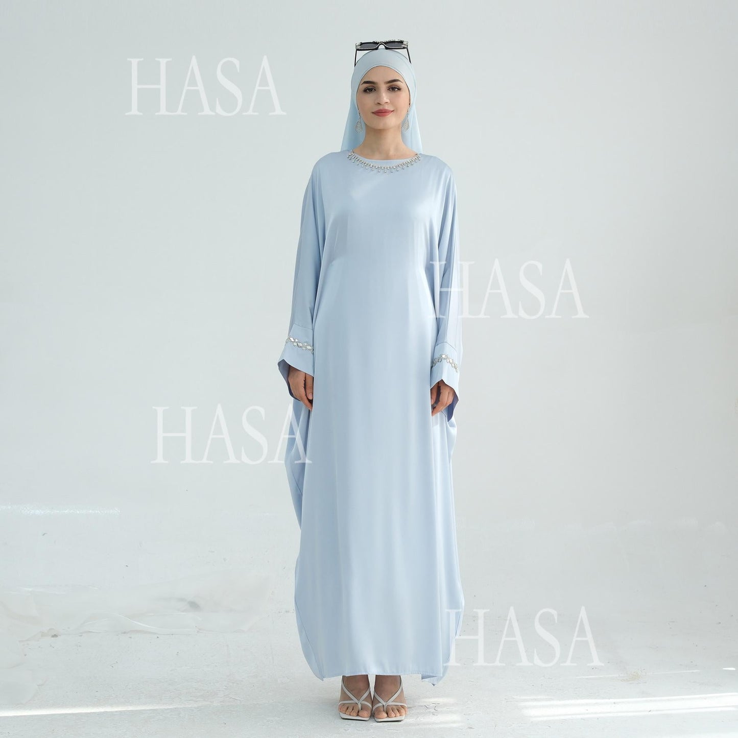 LUMAYA5882 A Cardigan Dress with Exquisite Hot Diamond Embellishment and Elegant Details closed abayas