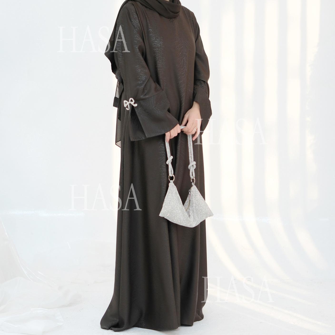 LUMAYA5867 Bow-knot Cuff Long Skirt | Elegant and Radiant