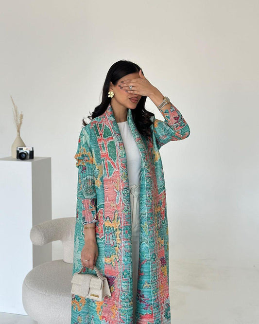 LUMAYA5852 Elegant, Retro-style Long Cardigan with Contrasting Printed Pattern.