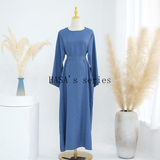 LUMAYA4848 A simple, waist-cinching spring/summer dress with a relaxed, long design.