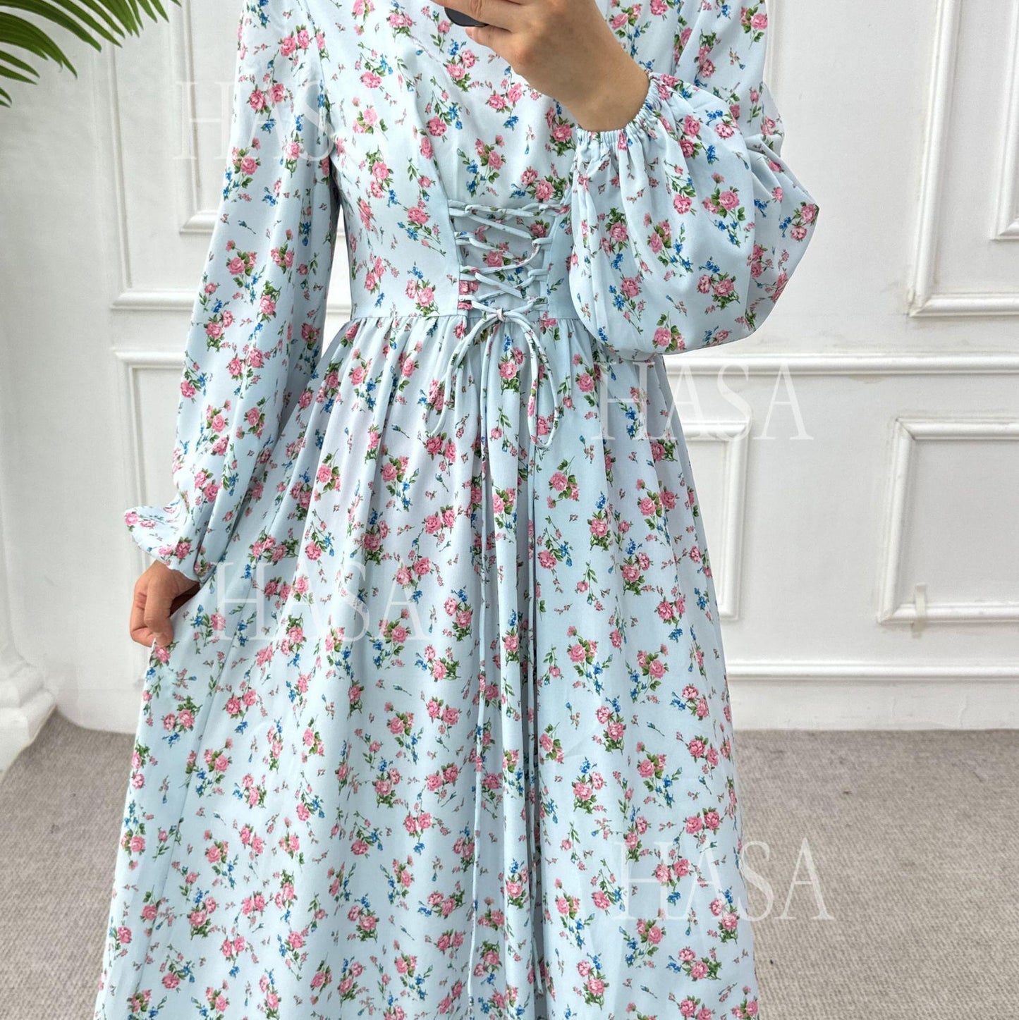 LUMAYA6489 Long-sleeved Floral Maxi Dress with Natural Waist