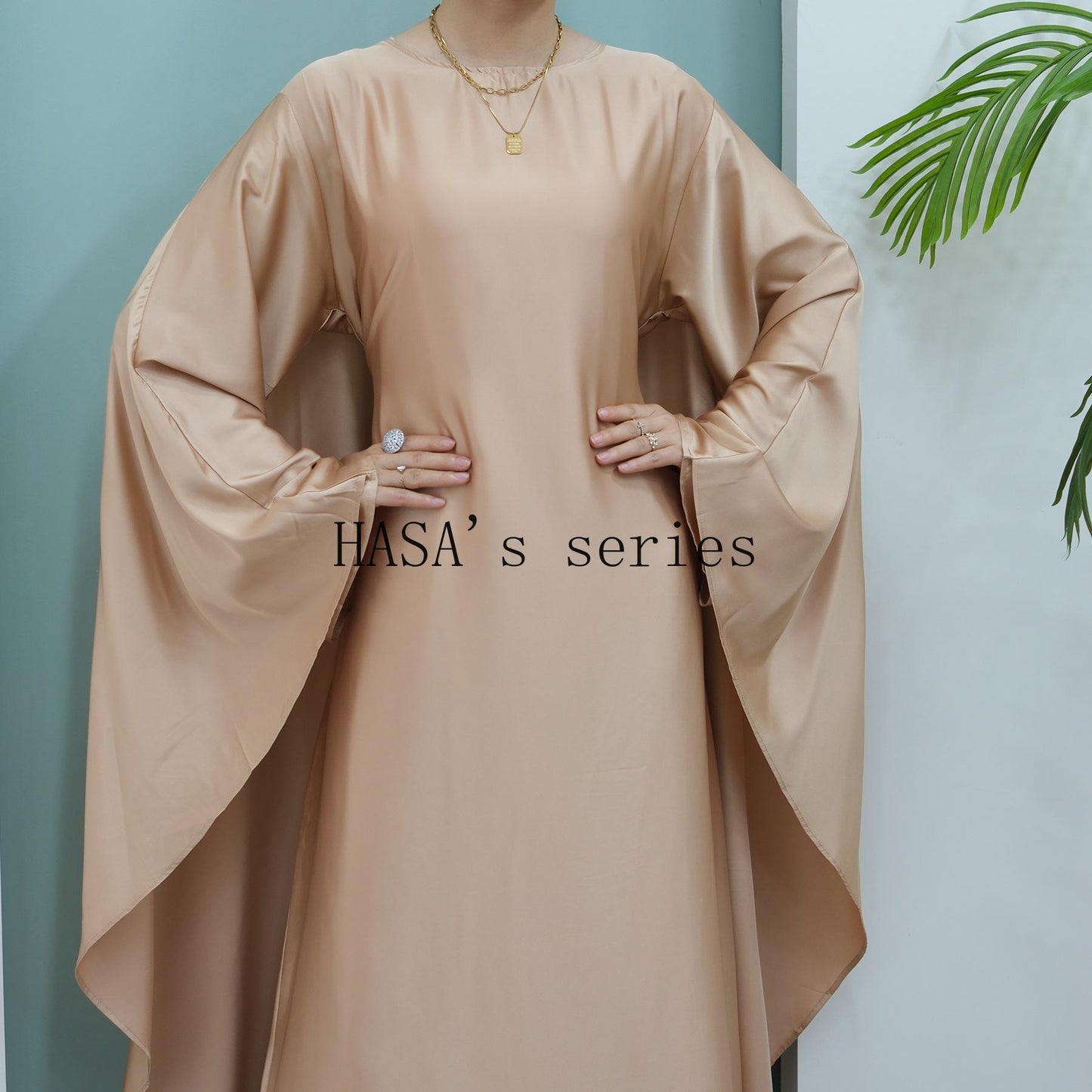 LUMAYA4835 High-density Stretch Satin Long Dress, Simple, Elegant, and Comfortable To Wear.