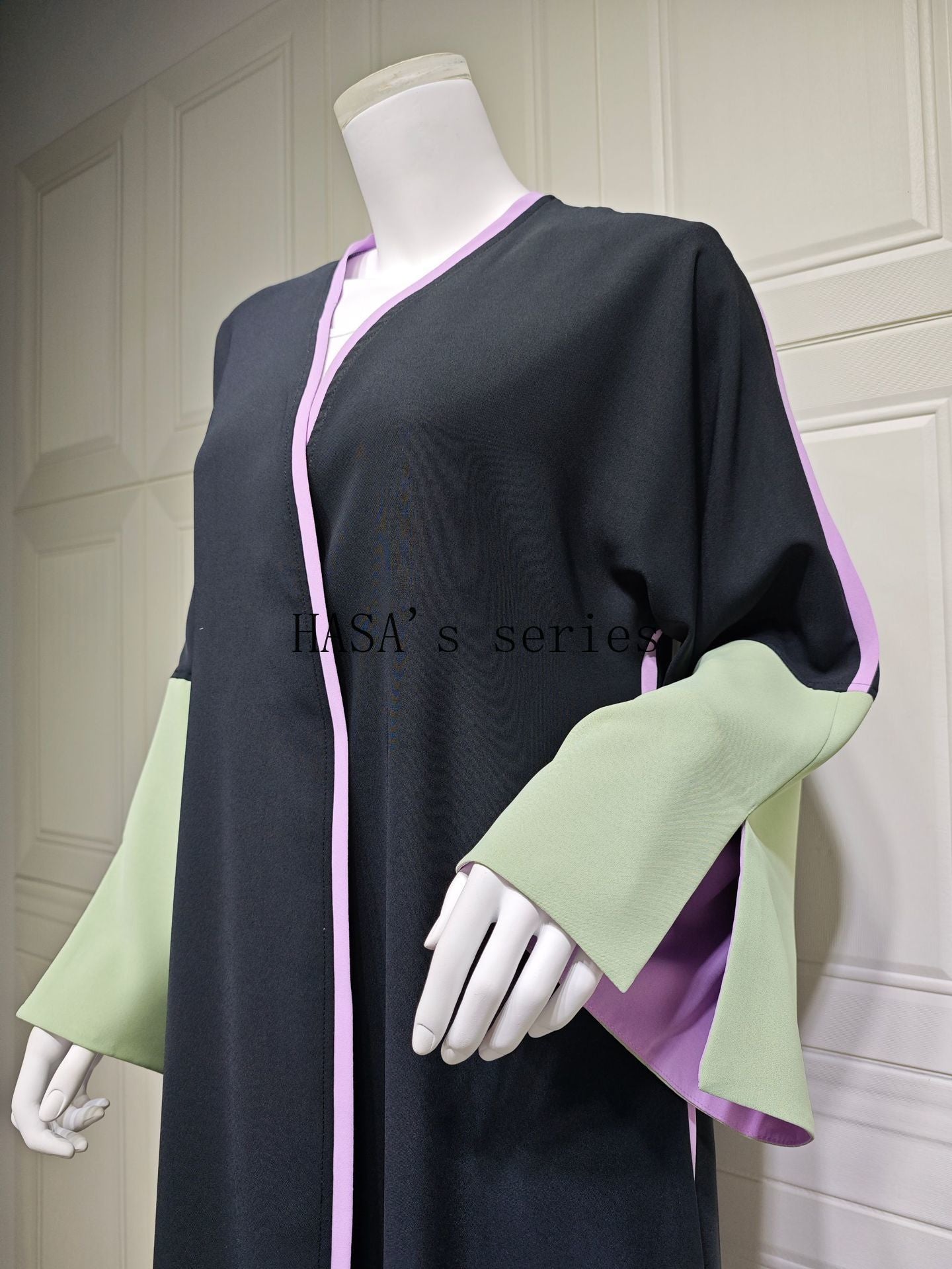 LUMAYA5089 Color-blocked Patchwork Long-sleeved Dress, A Stylish and Elegant Long Design.
