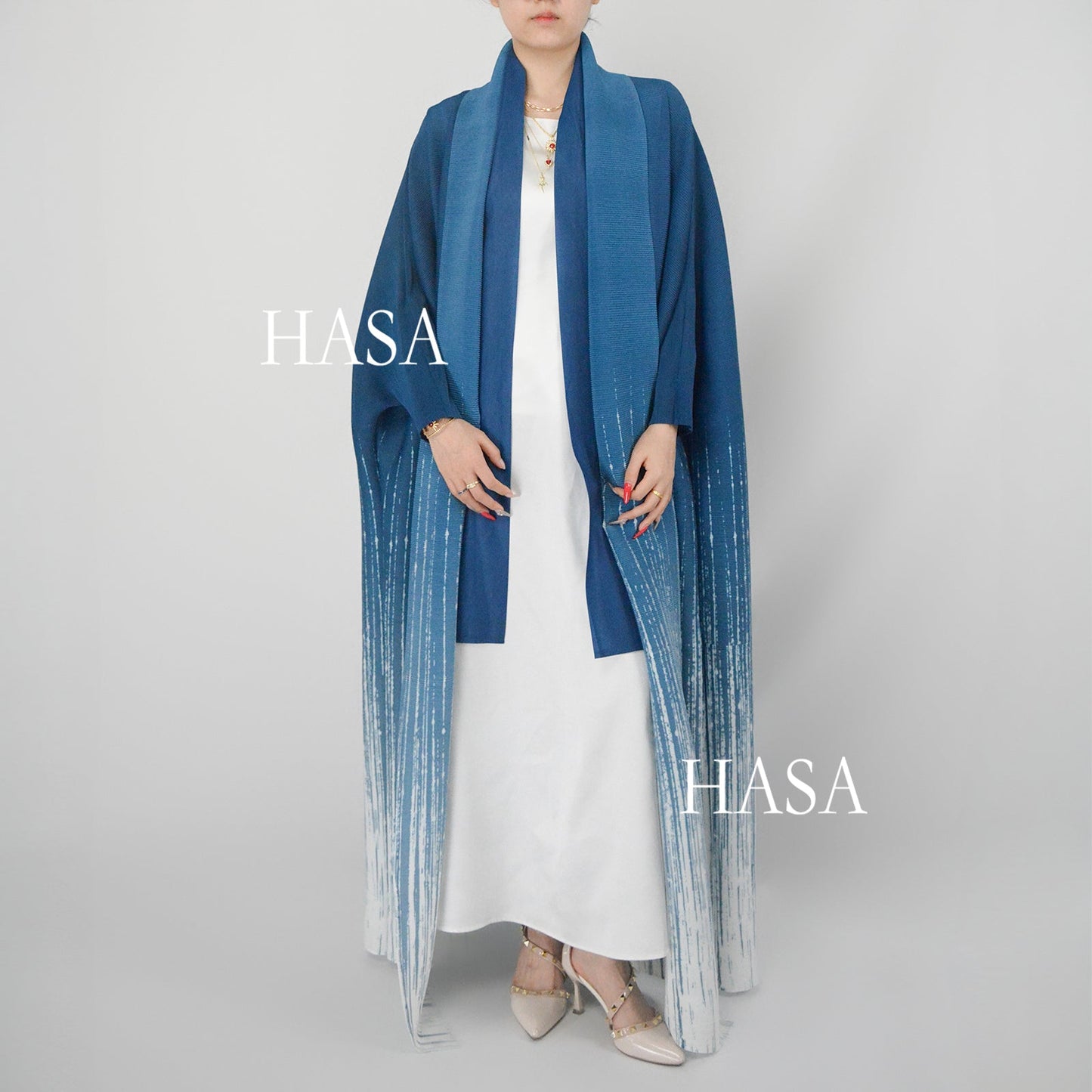 HAYA SHOP 1245 Ombré Abaya Loose Fashion Robe with Pleated Patchwork Detailing