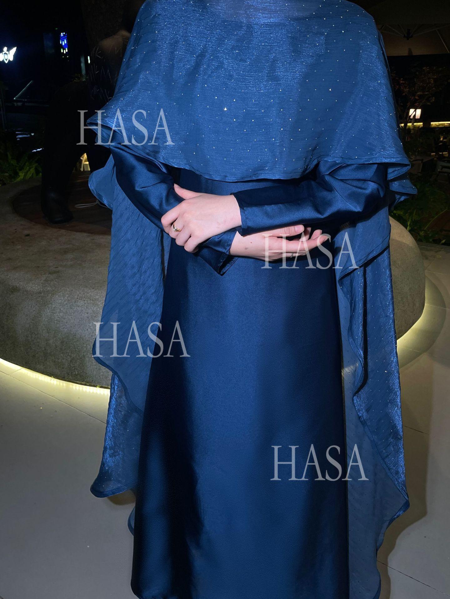 LUMAYA6477 Shiny robe two-piece set with rhinestone sLUMAYAwl decoration