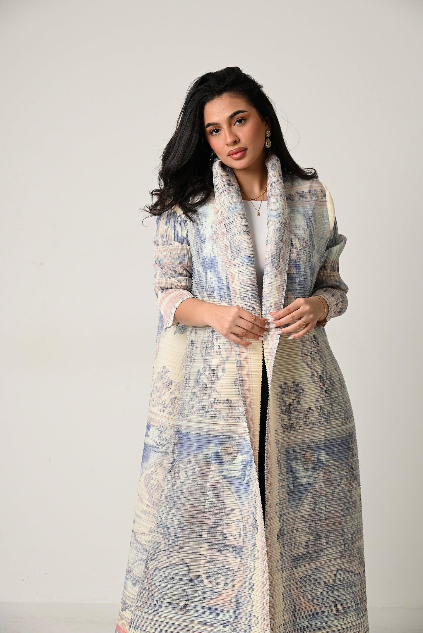 LUMAYA5840 Light-colored, All-over Print, Open-front Long Coat