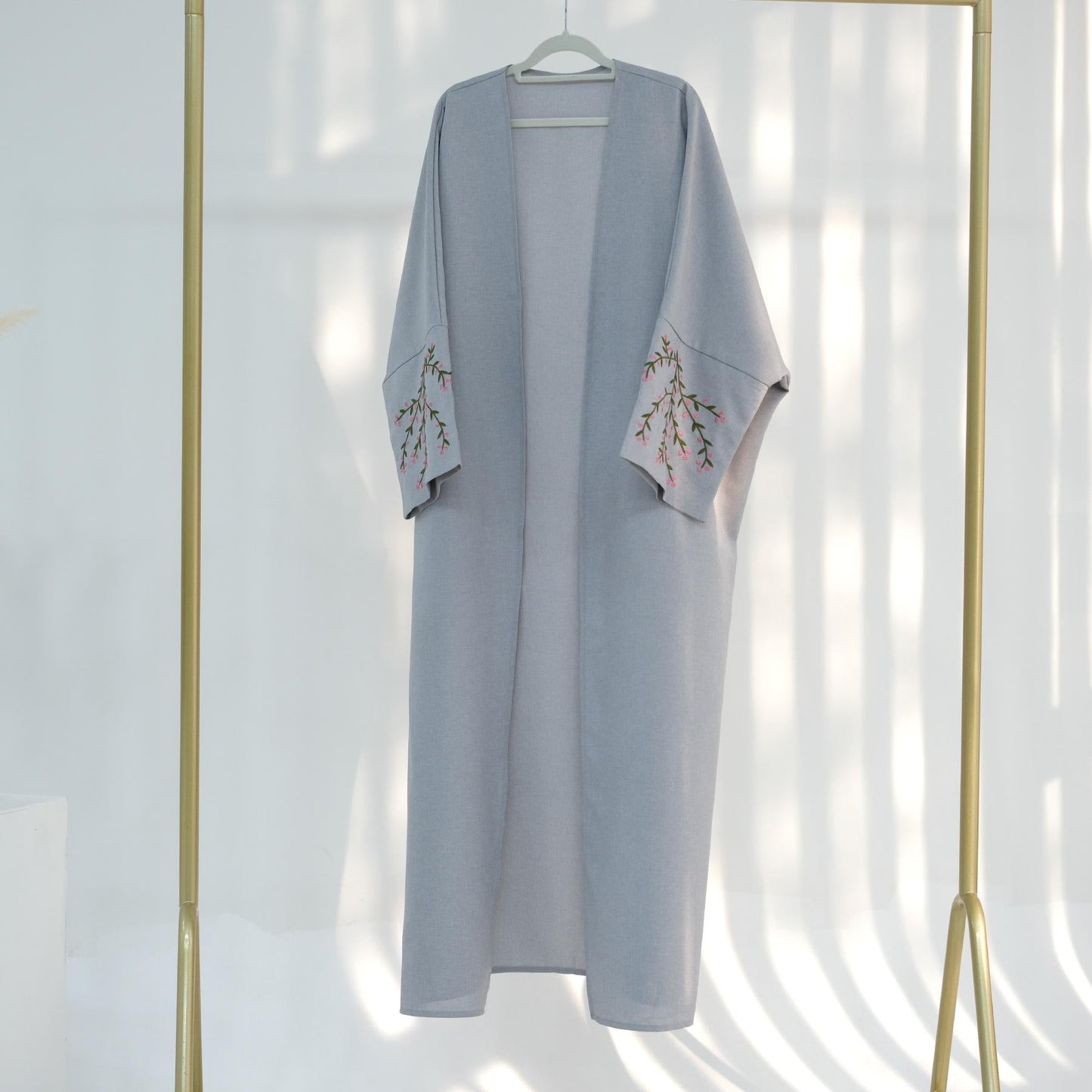 LUMAYA LUMAYA1046 Flower Embroidery Elegant Cardigan Robe