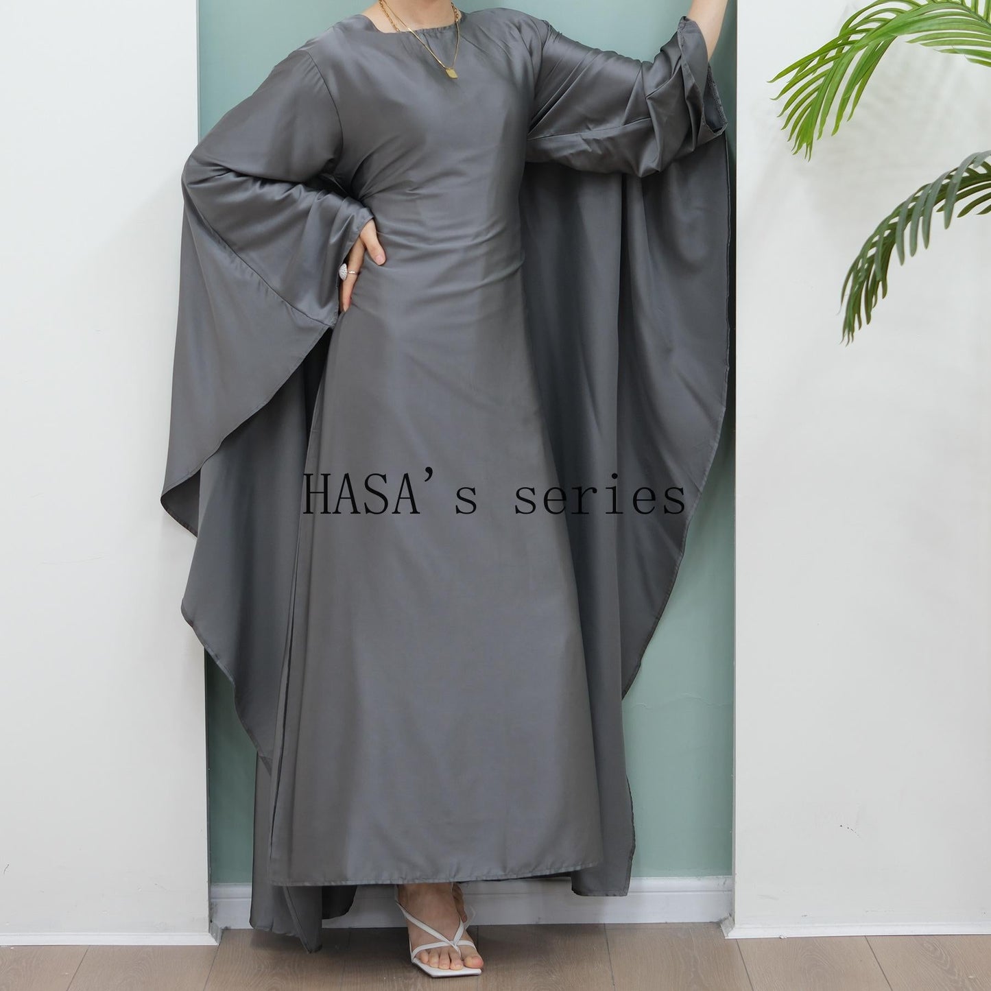 LUMAYA4835 High-density Stretch Satin Long Dress, Simple, Elegant, and Comfortable To Wear.