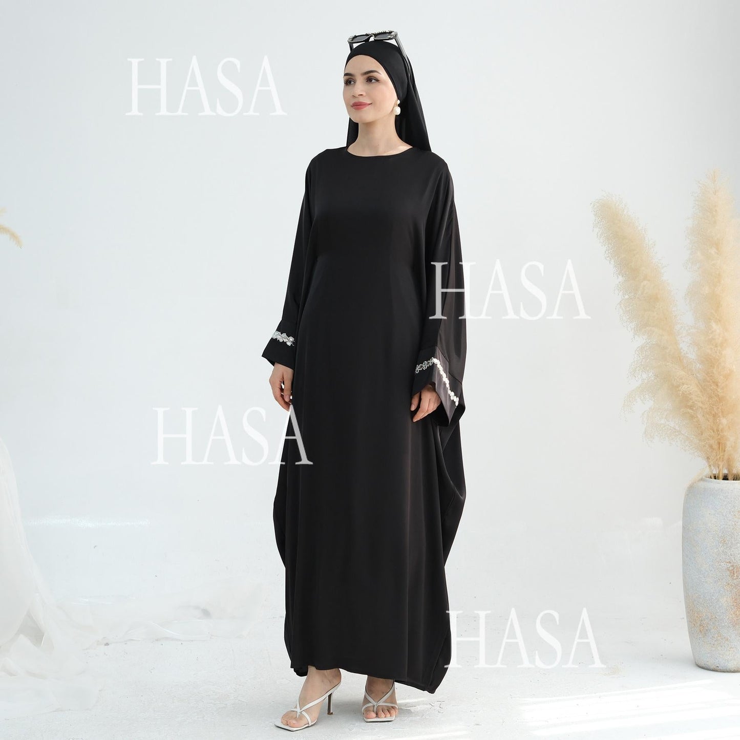 LUMAYA5882 A Cardigan Dress with Exquisite Hot Diamond Embellishment and Elegant Details closed abayas