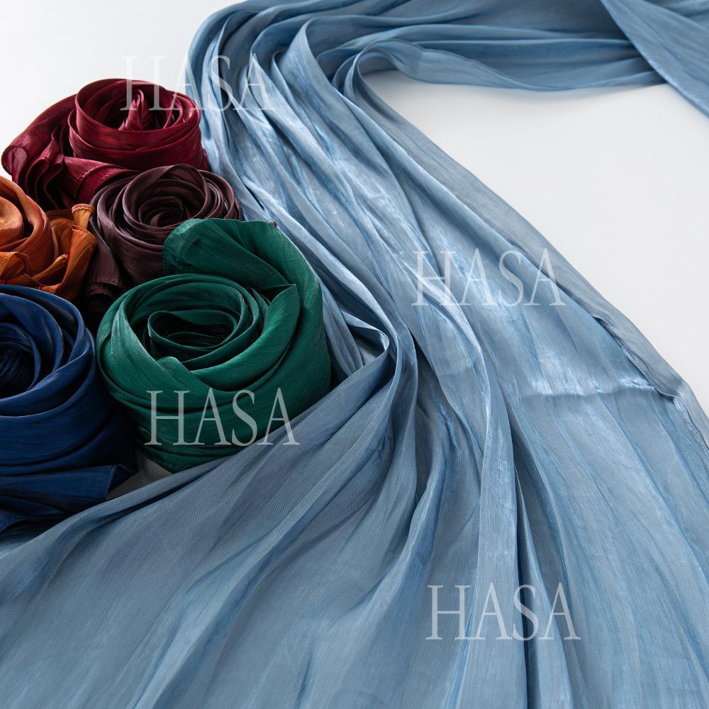 LUMAYA6479 A Simple Silk Scarf with A Mellow Color and A Light and Drapey Design