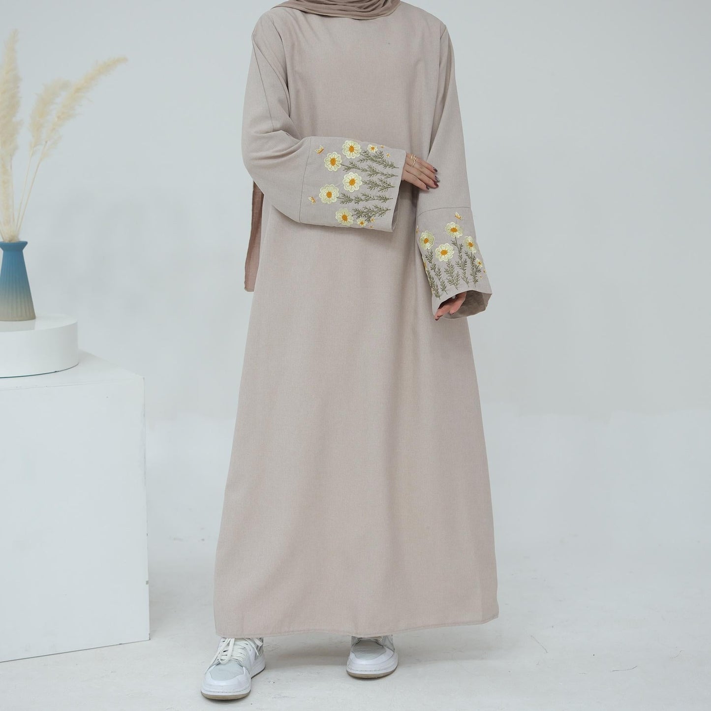 LUMAYA LUMAYA1090 Flower Embroidery Elegant Dress