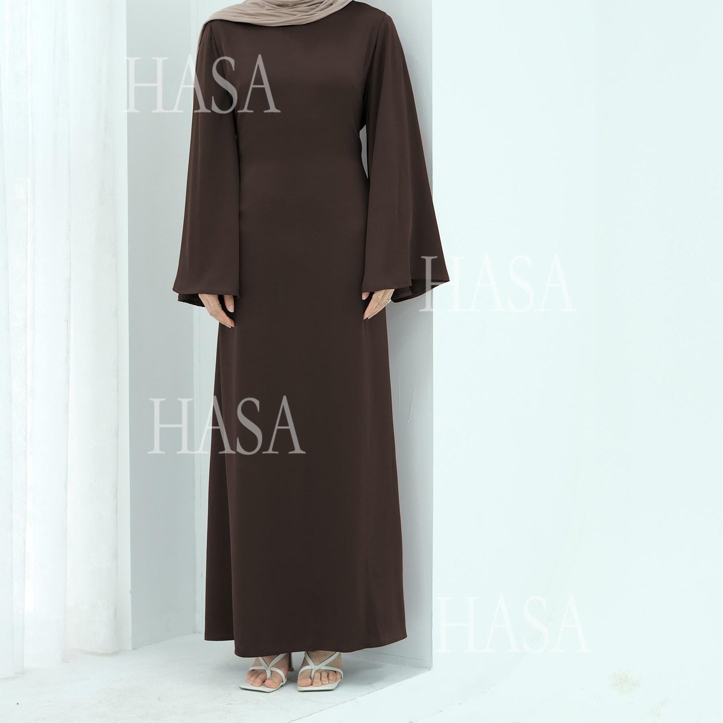 LUMAYA6478 Simple Long Dress with Wide Sleeves, One-piece and Smooth Style