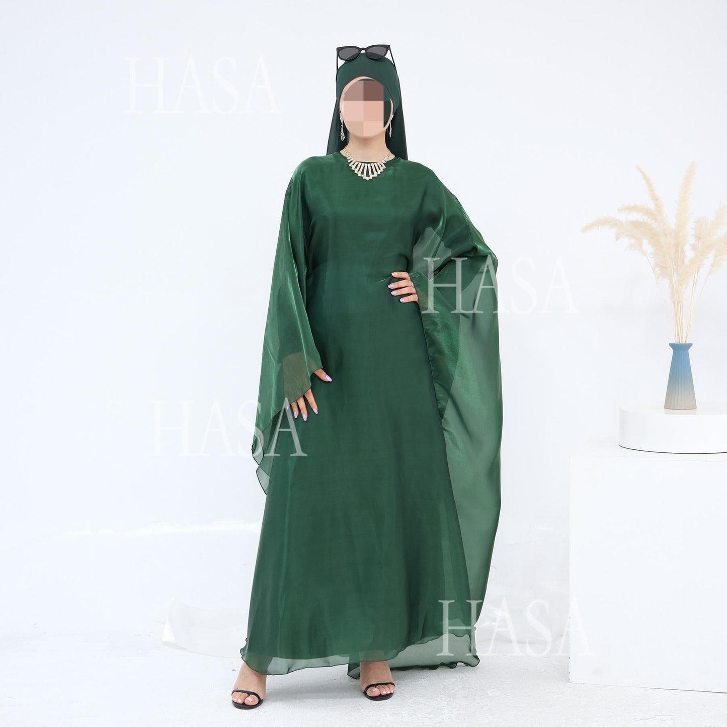 LUMAYA6524 Elegant two-piece solid-color robe and dress with optional headscarf
