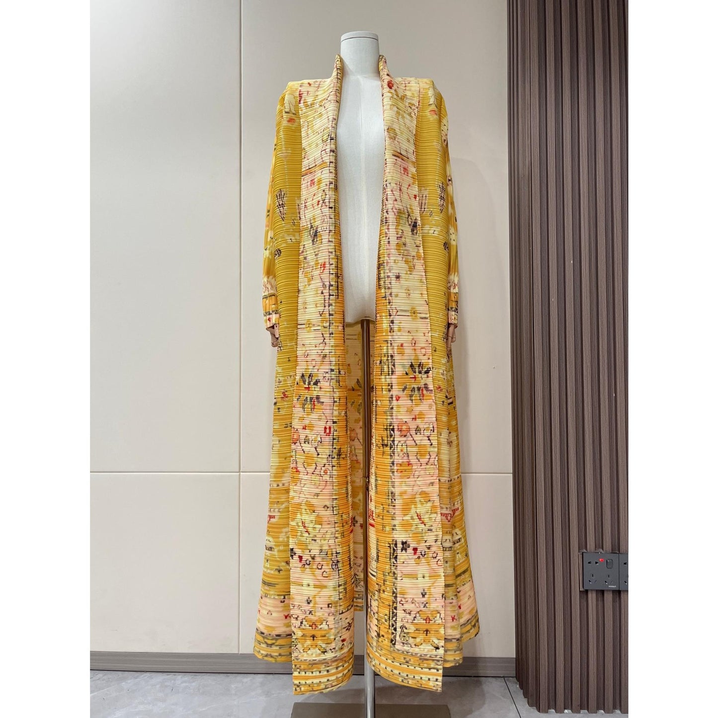 LUMAYA5843 Retro Warm Yellow Floral Textured Open-front Long Coat