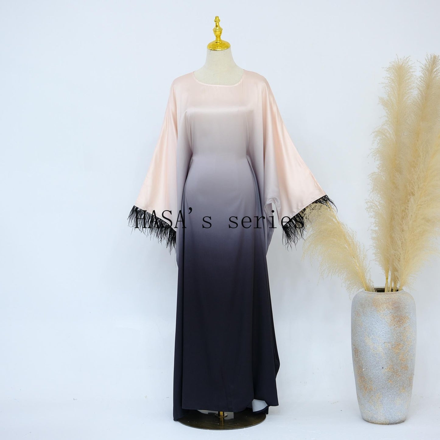 LUMAYA5111 Gradient-colored Fringed Long Dress, Romantic Dress with Batwing Sleeves.