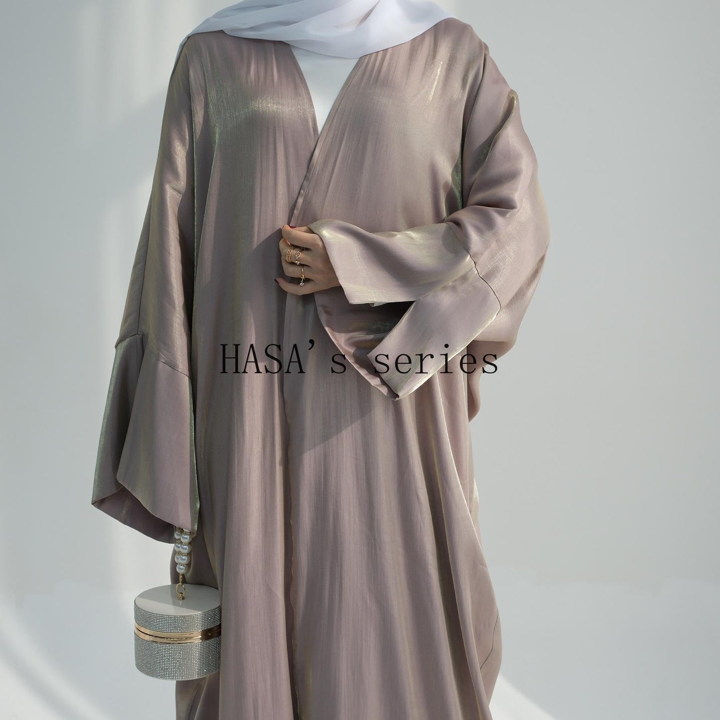LUMAYA4831 A simple yet elegant cardigan-style robe, balancing both quality and comfort.