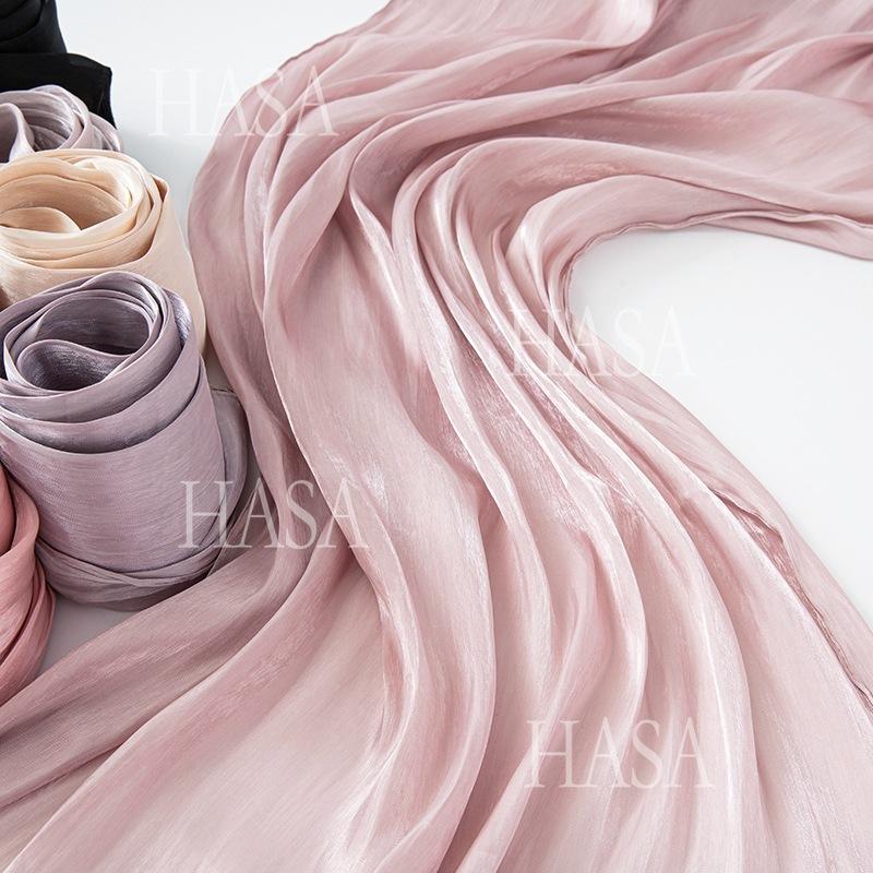 LUMAYA6479 A Simple Silk Scarf with A Mellow Color and A Light and Drapey Design