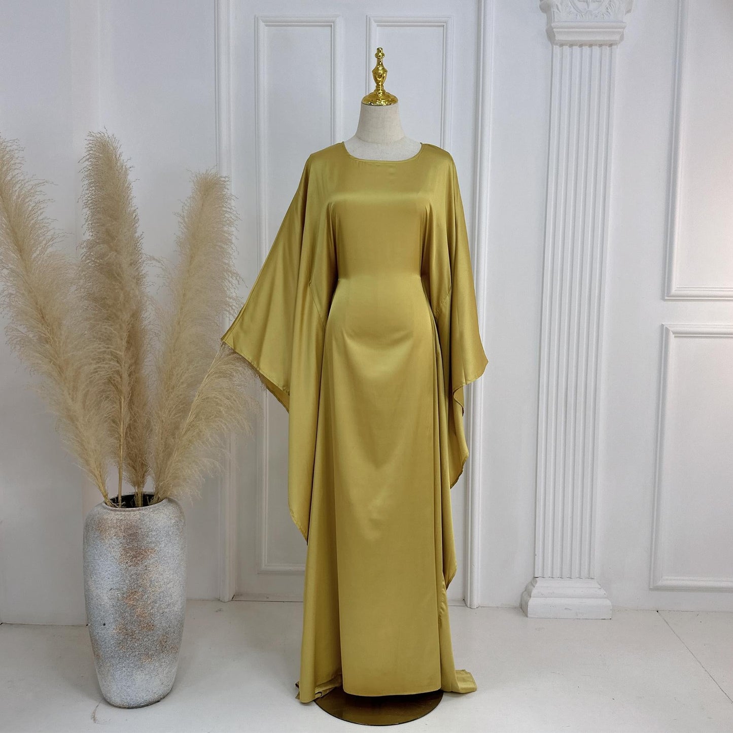 LM1504 Satin Batwing Sleeve Kaftan with Inner Belt