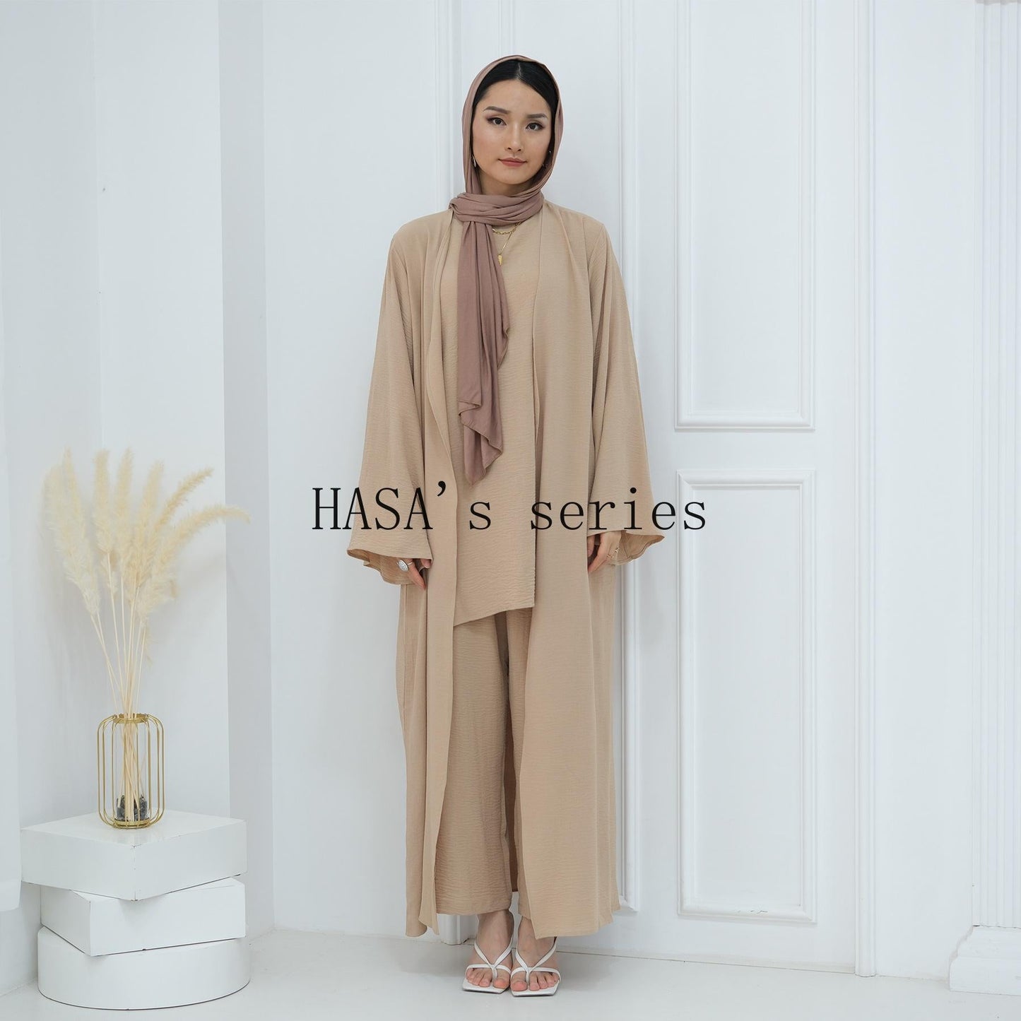 LUMAYA5107 Minimalist Style Three-piece Set | Solid Color Long Coat Paired with A Loose Two-piece Suit.