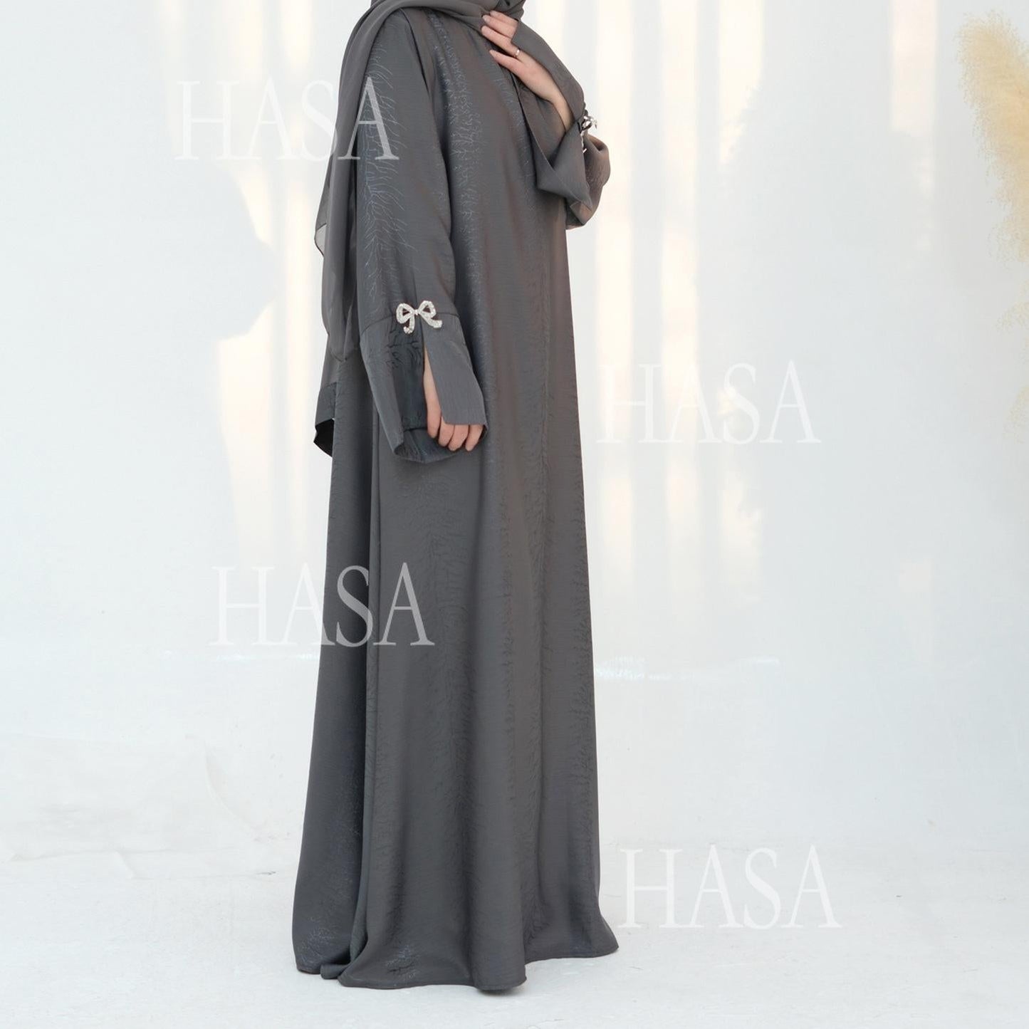 LUMAYA5867 Bow-knot Cuff Long Skirt | Elegant and Radiant