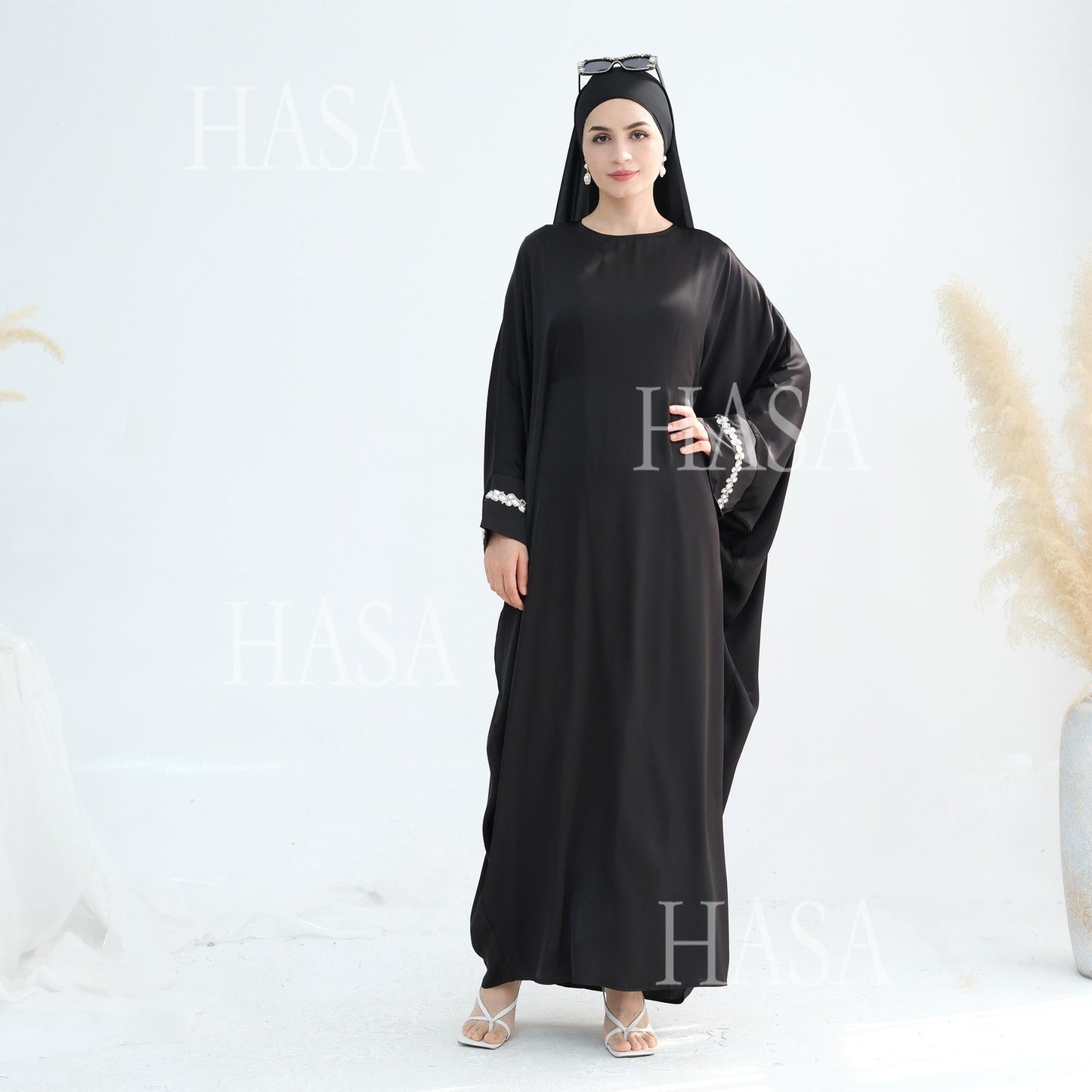 LUMAYA5882 A Cardigan Dress with Exquisite Hot Diamond Embellishment and Elegant Details closed abayas