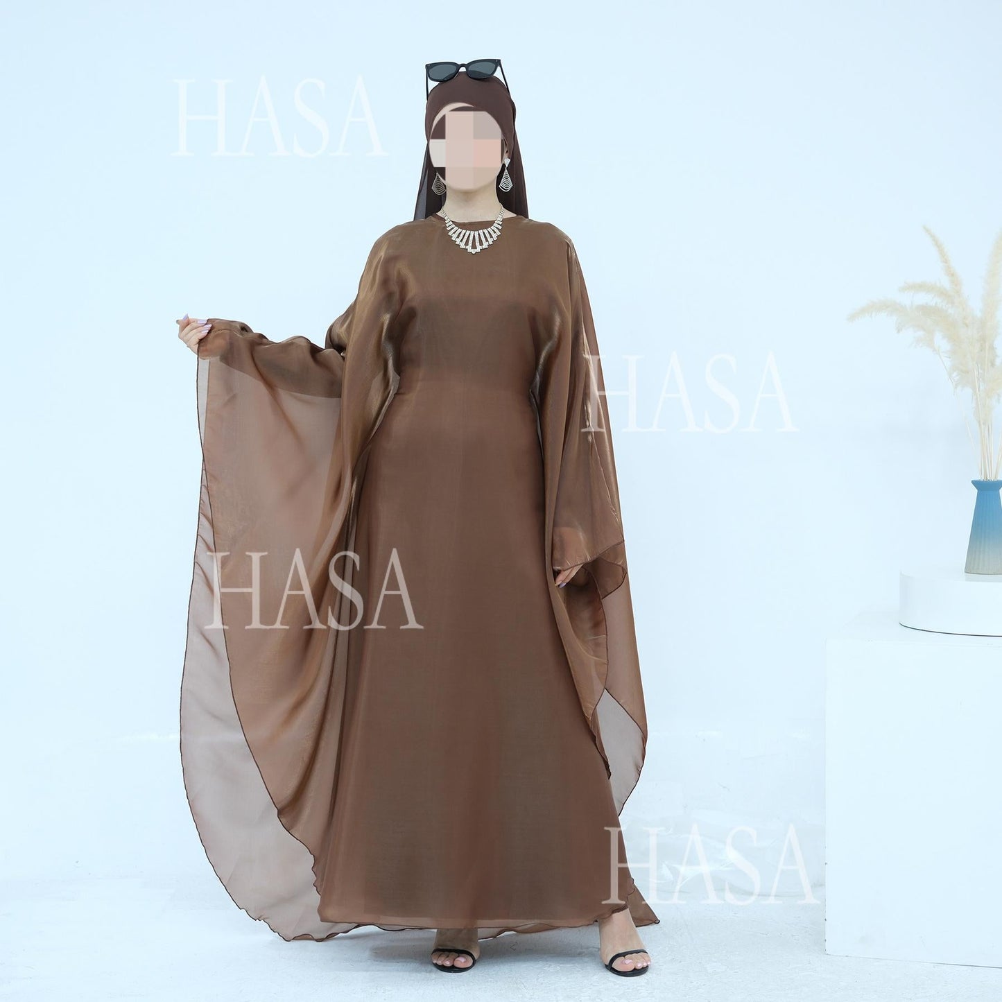 LUMAYA6524 Elegant two-piece solid-color robe and dress with optional headscarf