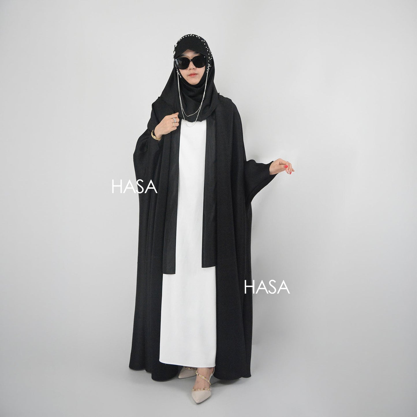 HAYA SHOP 1245 Ombré Abaya Loose Fashion Robe with Pleated Patchwork Detailing