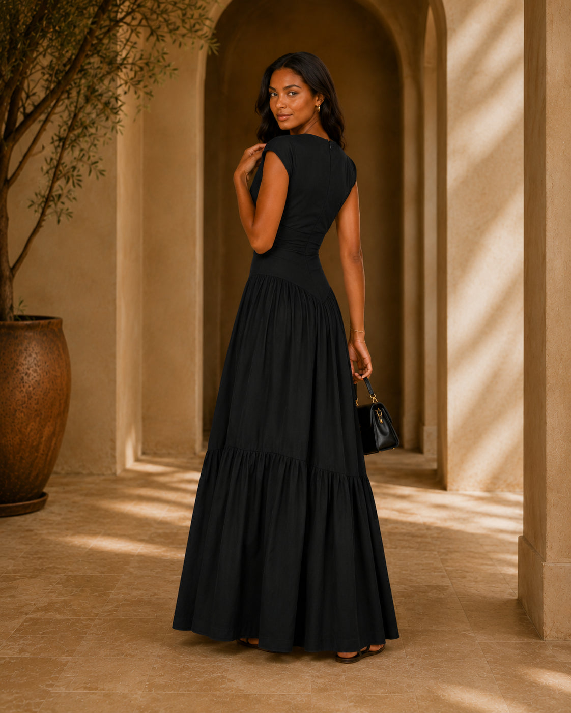 LM1641 Women's Sleeveless Pleated Loose Fit Maxi Dress