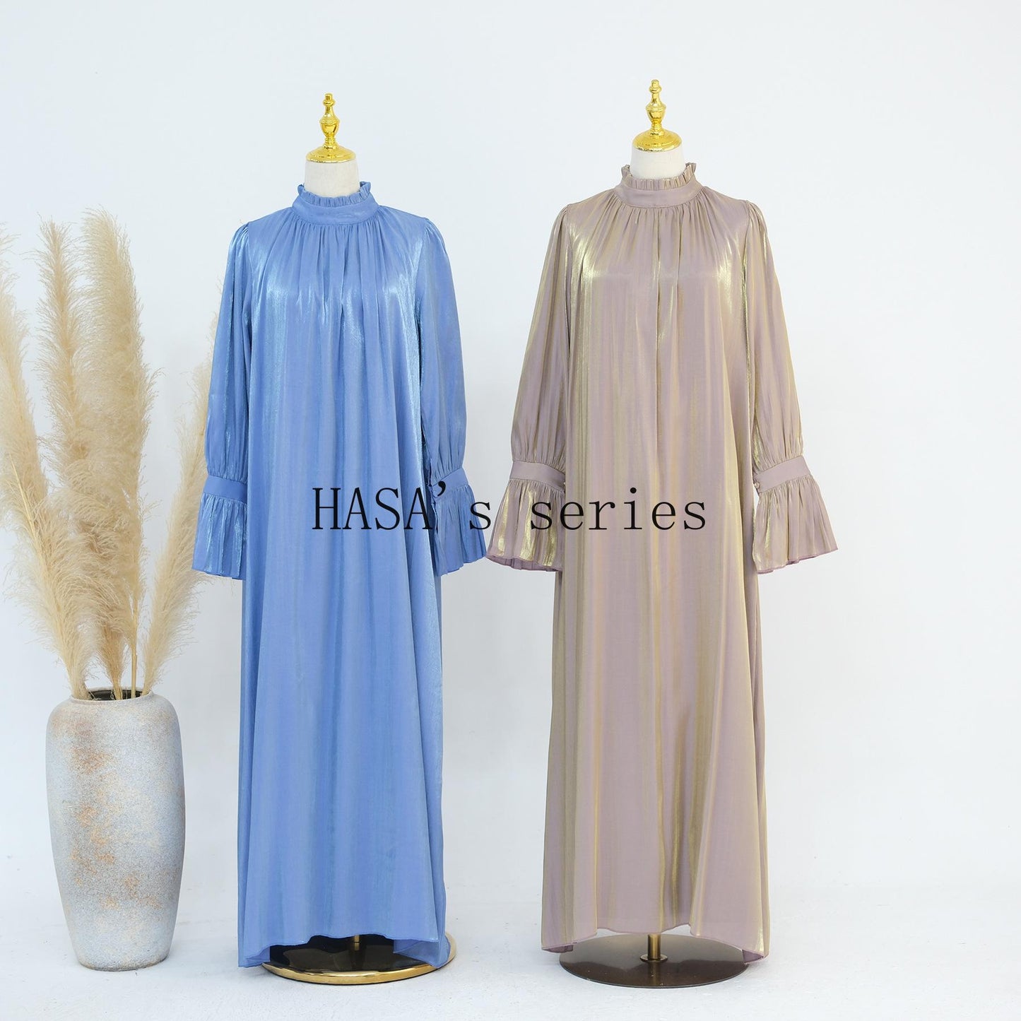 LUMAYA4857 A High-necked, Belted Dress, A Classic Style TLUMAYAt Exudes Elegant CLUMAYArm.