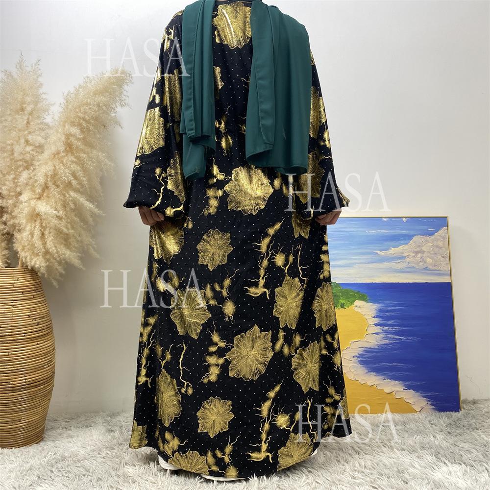 LM6589 Gold-stamped long cardigan with a flowing design