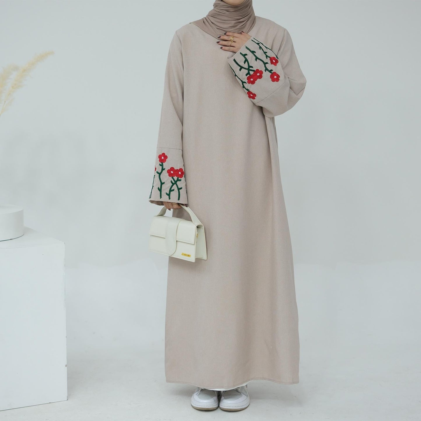 LUMAYA LUMAYA1090 Flower Embroidery Elegant Dress