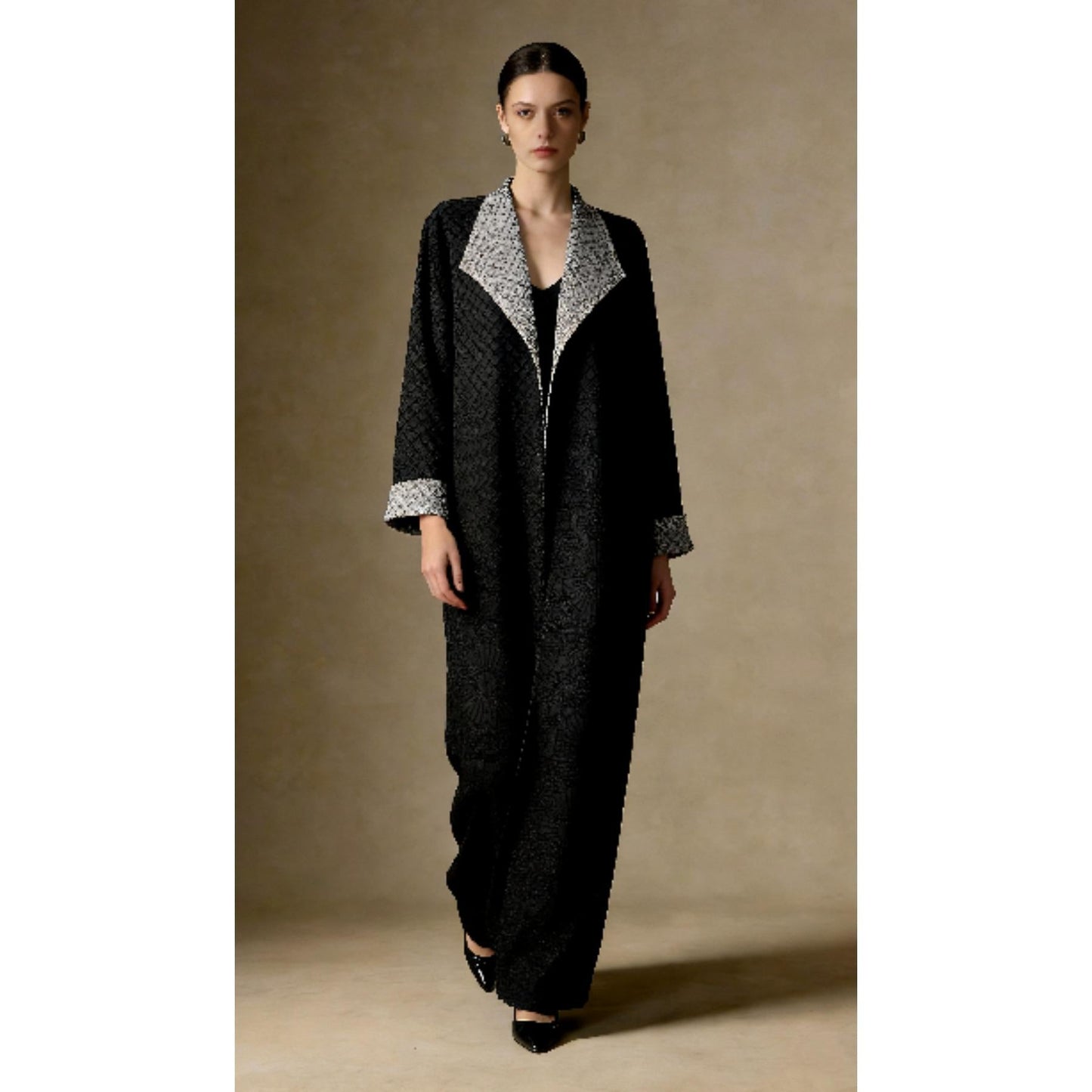 LUMAYA6702 Midnight Elegance Navy Abaya with Contrast Collar