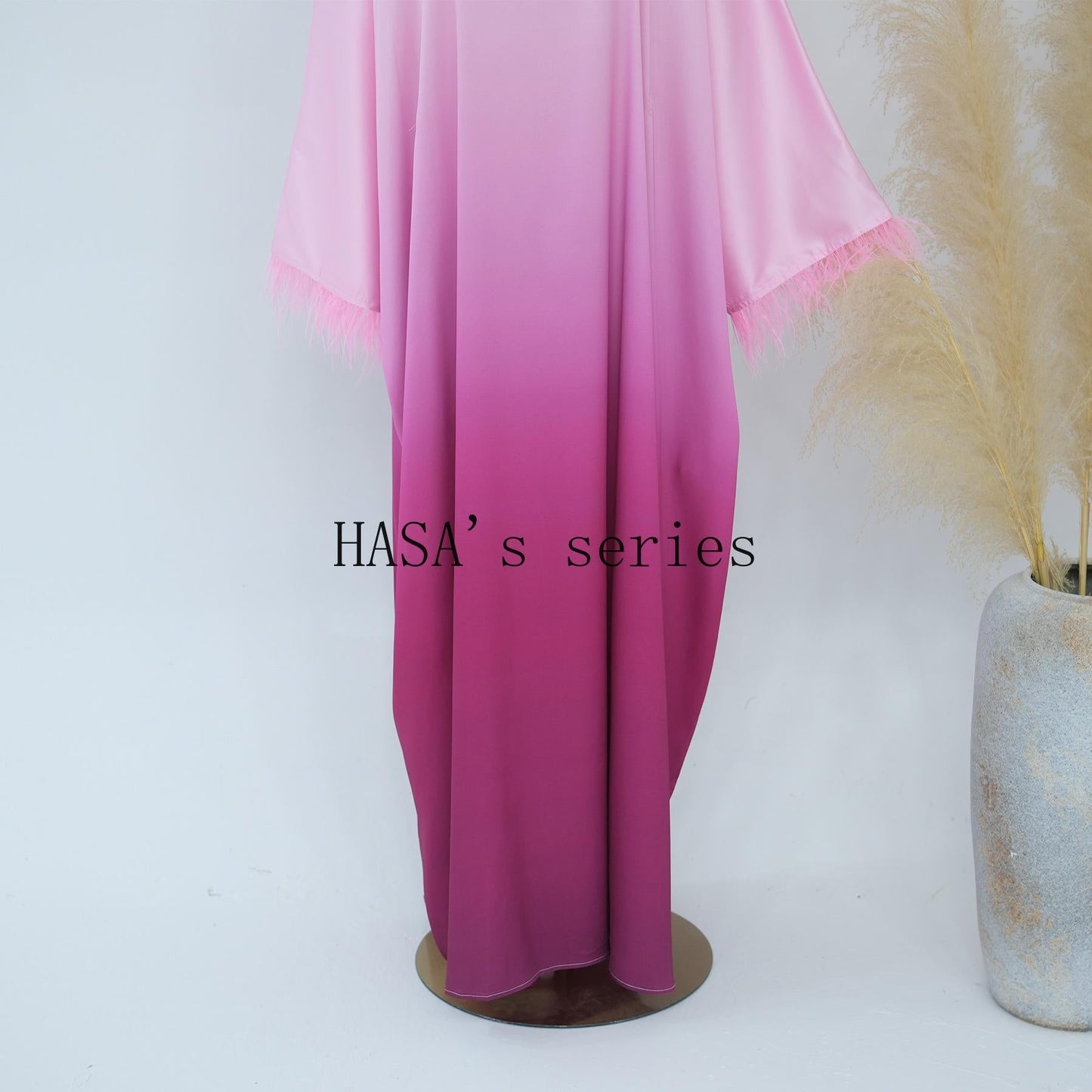 LUMAYA5111 Gradient-colored Fringed Long Dress, Romantic Dress with Batwing Sleeves.
