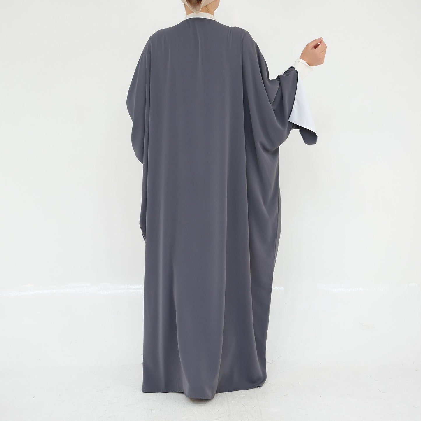 LUMAYA5877 The Loose-fitting Robe LUMAYAs A Lightweight Silhouette TLUMAYAt Is Perfect for Any Occasion open abaya outfit