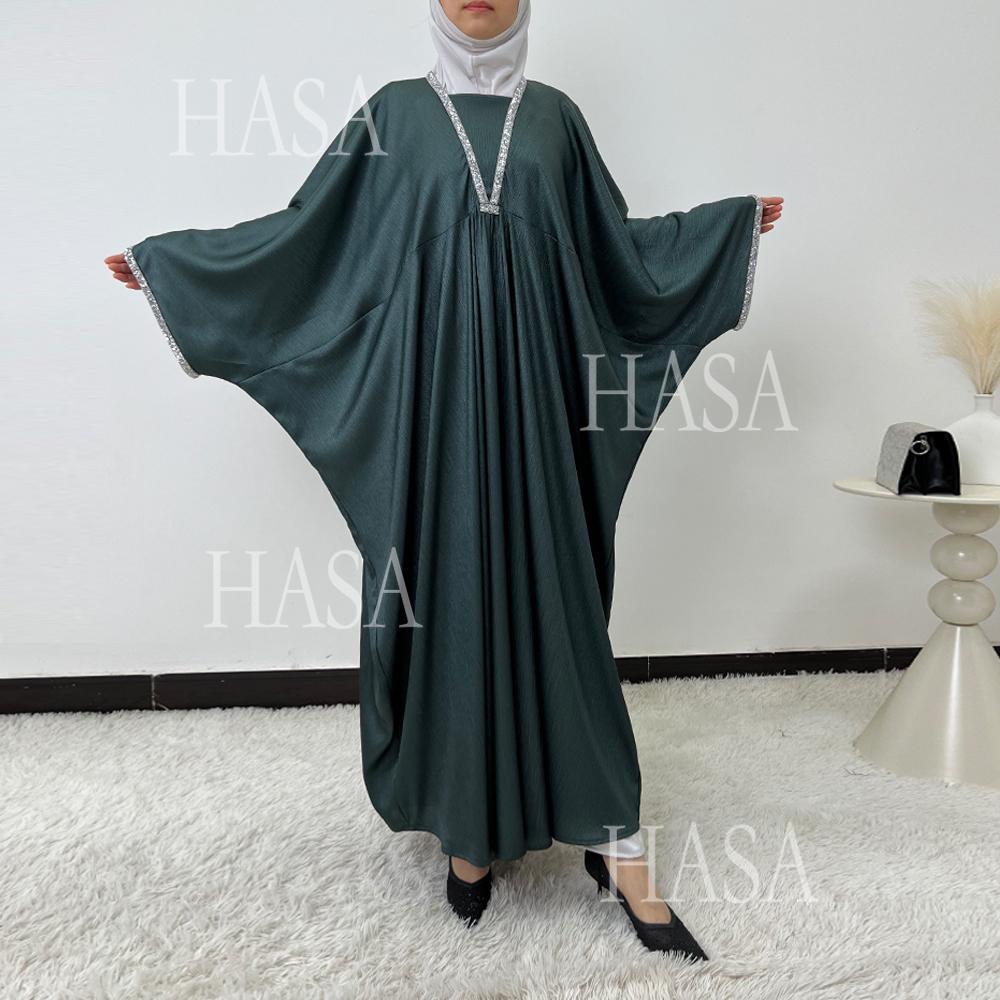 LUMAYA6499 Abaya with diamond details on the chest