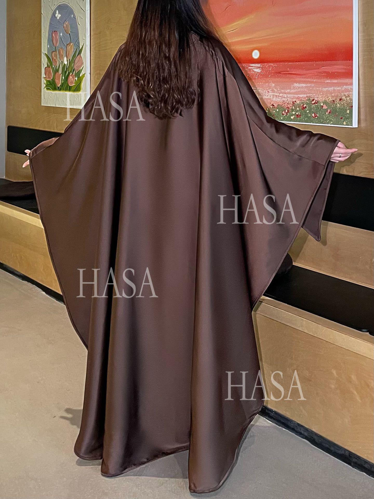 LUMAYA6476 Long Sleeves Glossy Robe with Pearl Embellishment