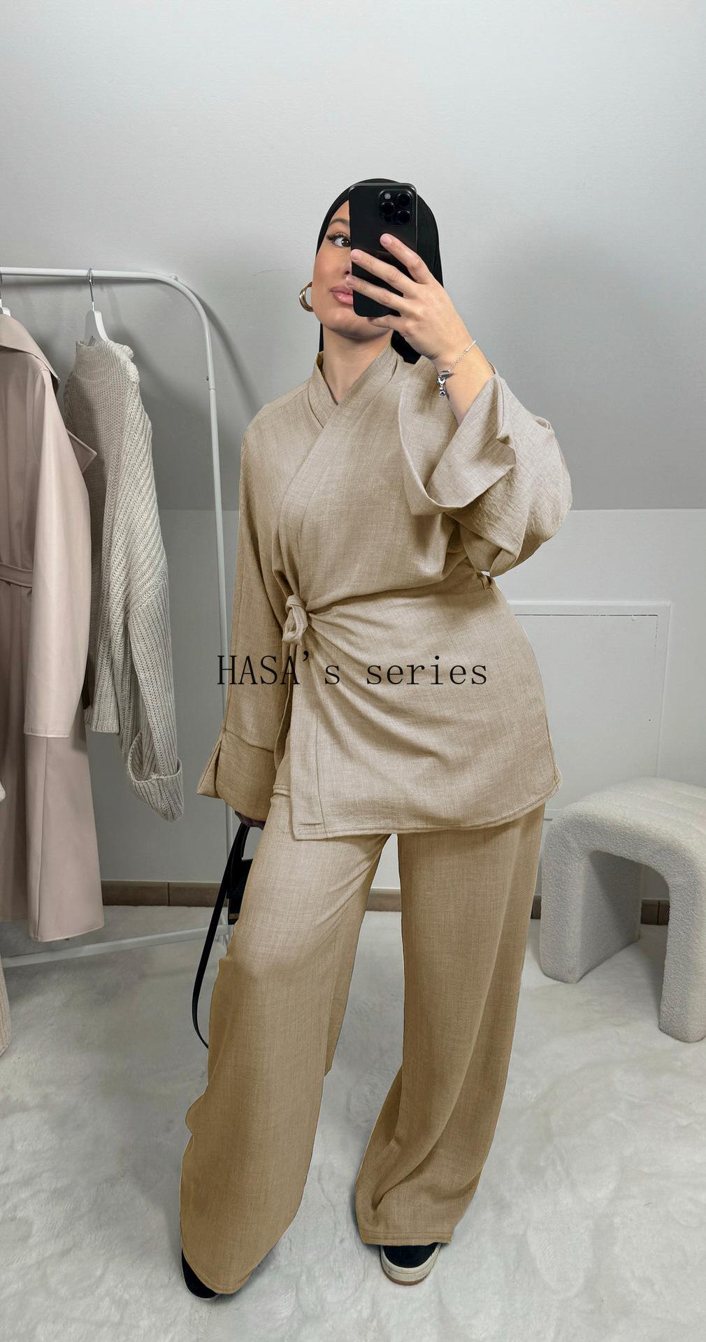 LUMAYA4830 A Simple, Tie-front Top Paired with Wide-leg Pants – A Comfortable Two-piece Set Suitable for Everyday Wear.