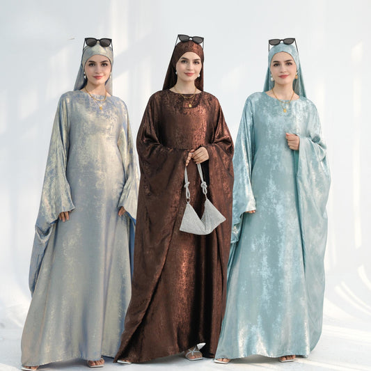 LUMAYA5878 A Glossy Dress TLUMAYAt Combines Softness and Fluidity