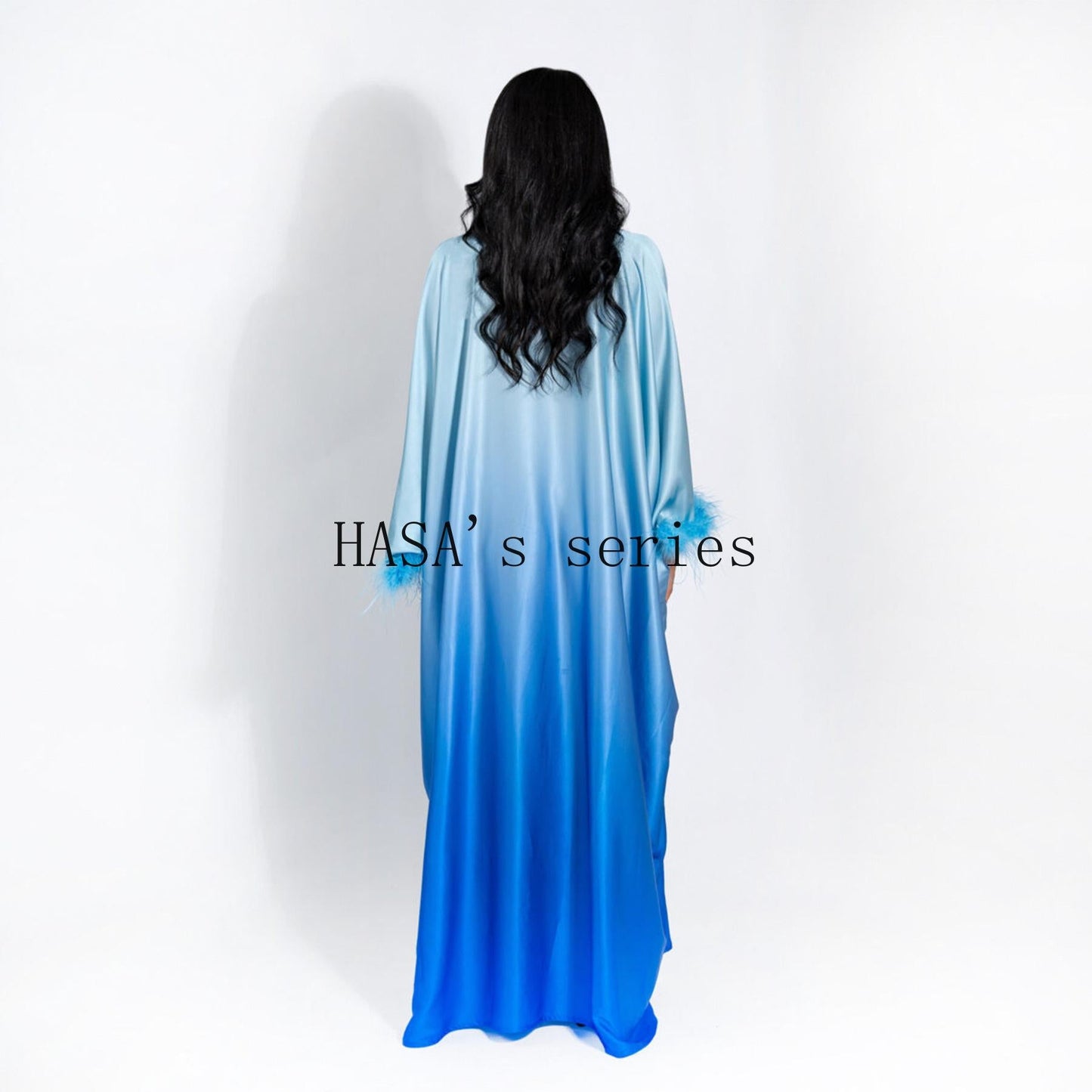 LUMAYA5108 Elegant long dress with gradient color waist design and batwing sleeves.