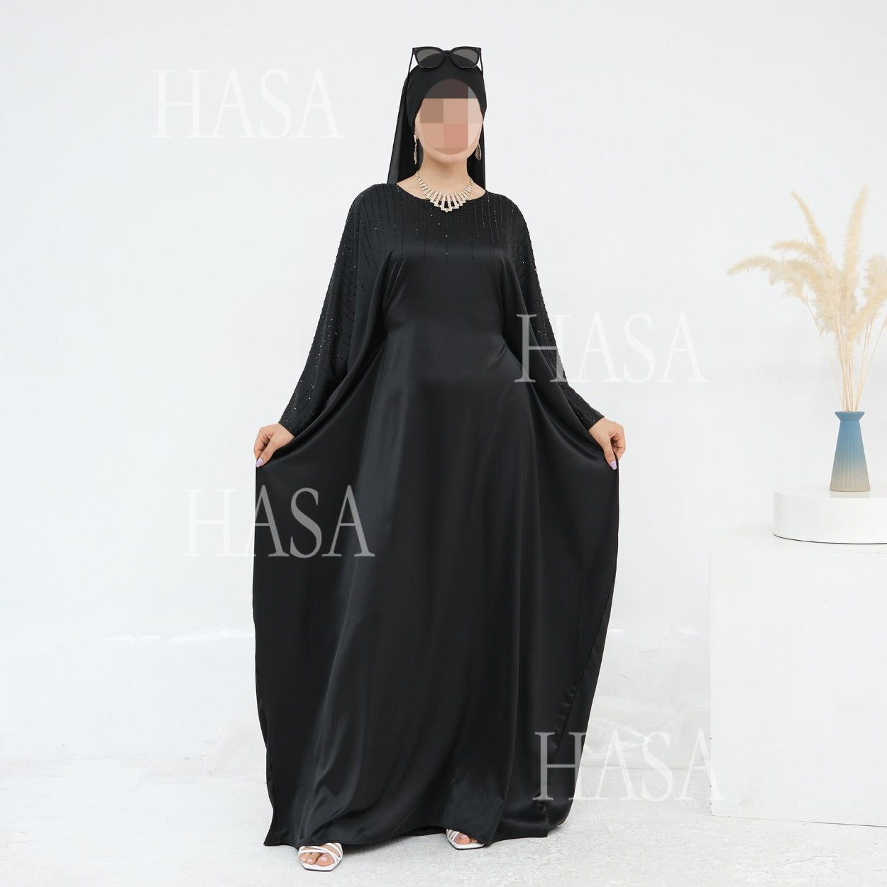LM6610 Rhinestone-embellished long Abaya dress (headscarf not included)